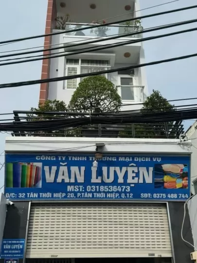 Về Chúng Tôi