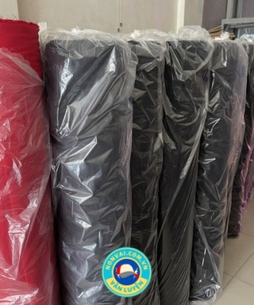 Vải kaki cotton 100%, có cầm màu kĩ, không phai hoặc ra màu