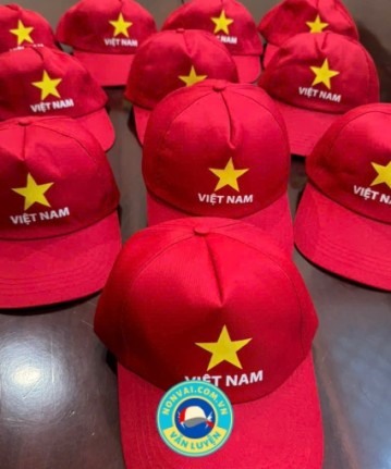 Nón thêu in lá cờ Việt Nam chất lượng